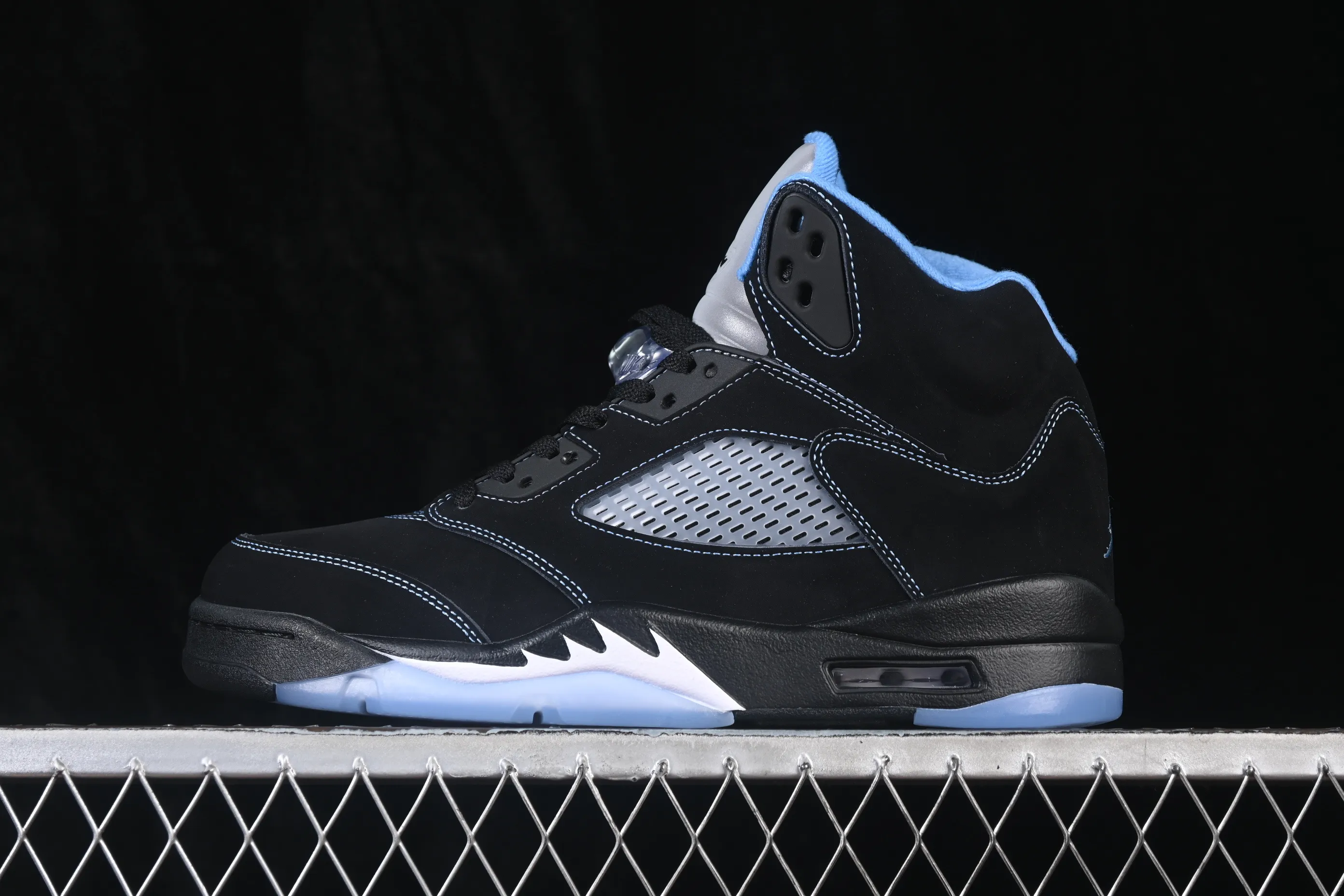 All categories Air Jordan Jordan series basketball shoes Air Jordan 5 TG version Air Jordan 5 Retro "Black University Blue" AJ5 Joe 5 University Blue DD0587-008